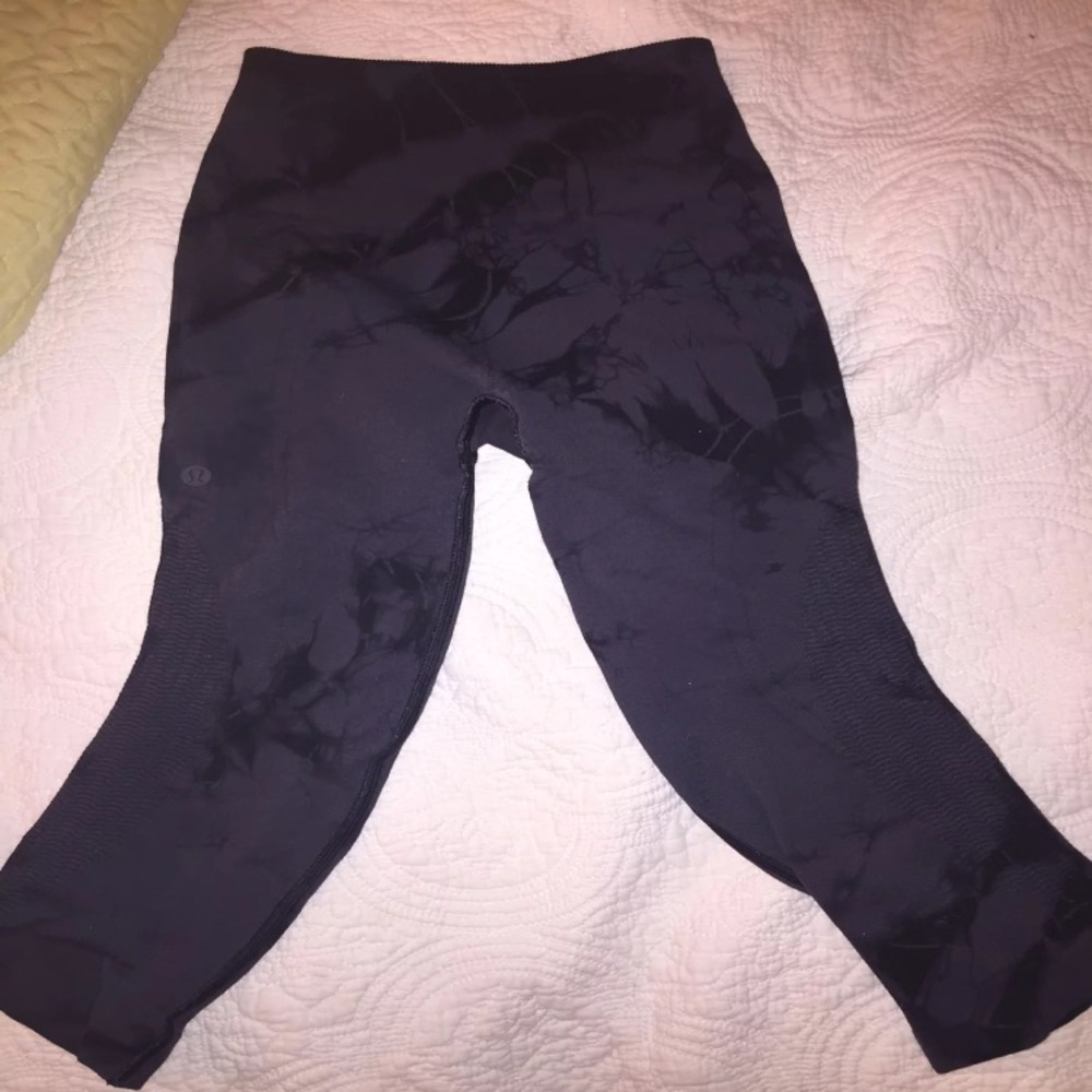 Lululemon Flow and Go Crop